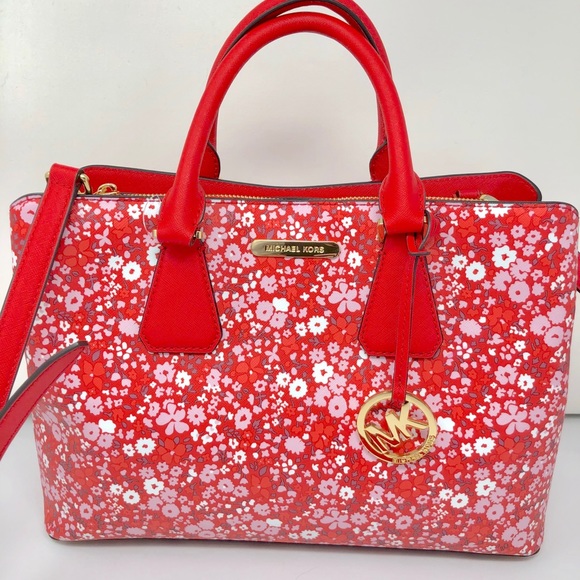 MICHAEL Michael Kors Handbags - BOGO 75% OFF! Michael Kors Large Camille Satchel